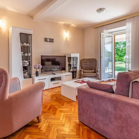 Melanie Apartamento Marčana